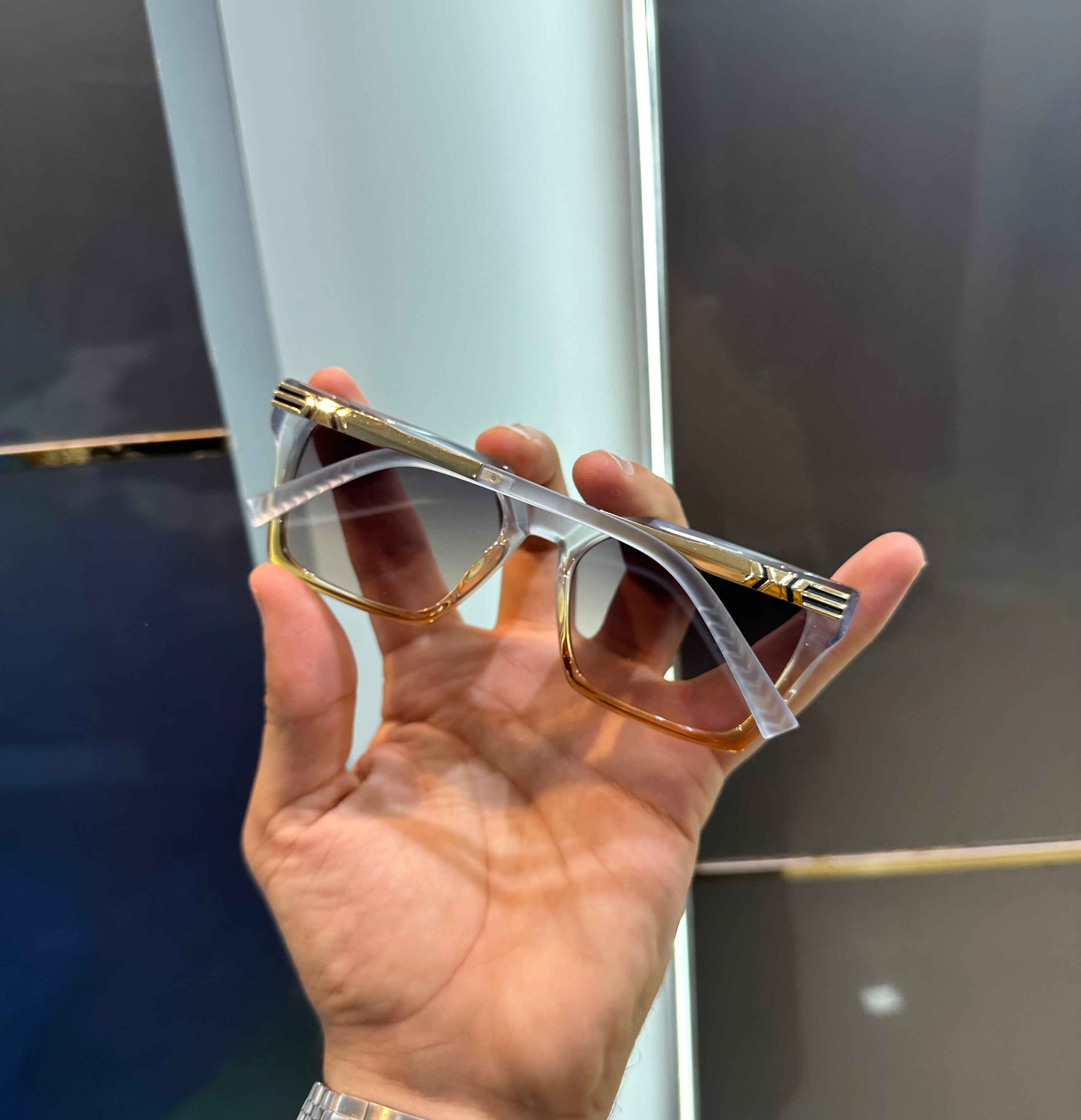 Mar c Jacob s Grey Gold 6008 Ultimate Luxury Shade With Original Packaging