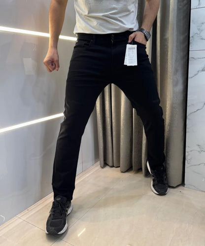 Calvin Klei n Jet Black Imported Hyperflex Denim