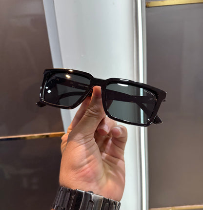 Gucc i 2009 Black Ultimate Luxury Shade With Original Packaging