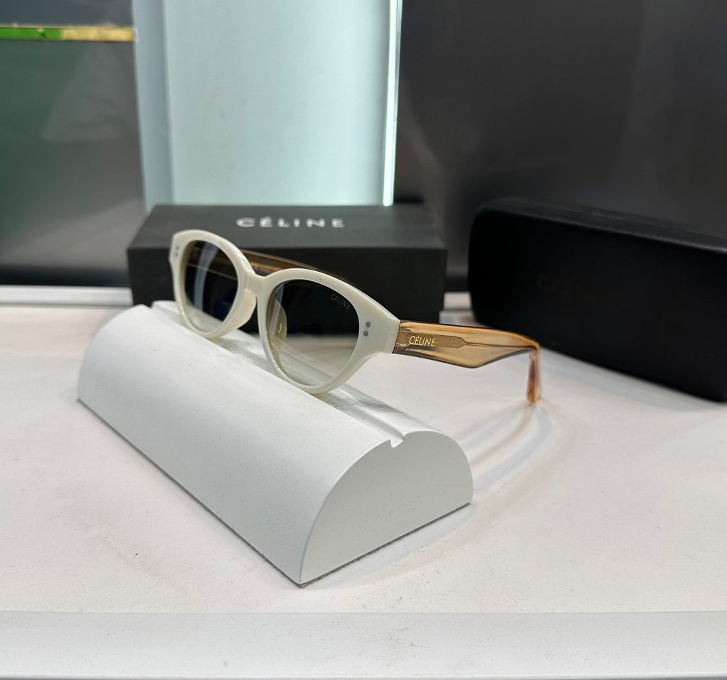 Celin e Ultimate Luxury Shade With Original Packaging