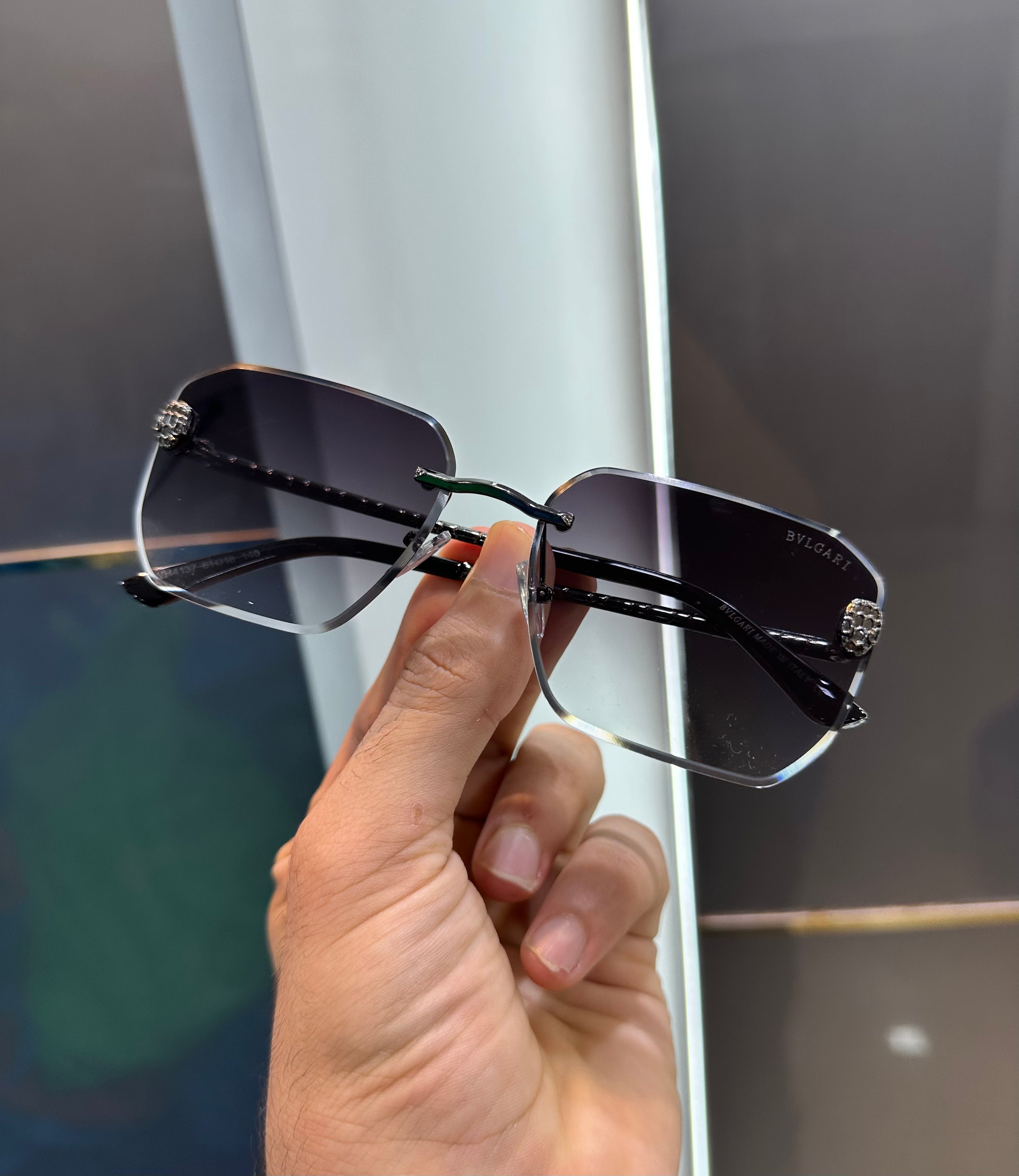 Bvlgar i Shaded Black 4137 Ultimate Luxury Shade With Original Packaging