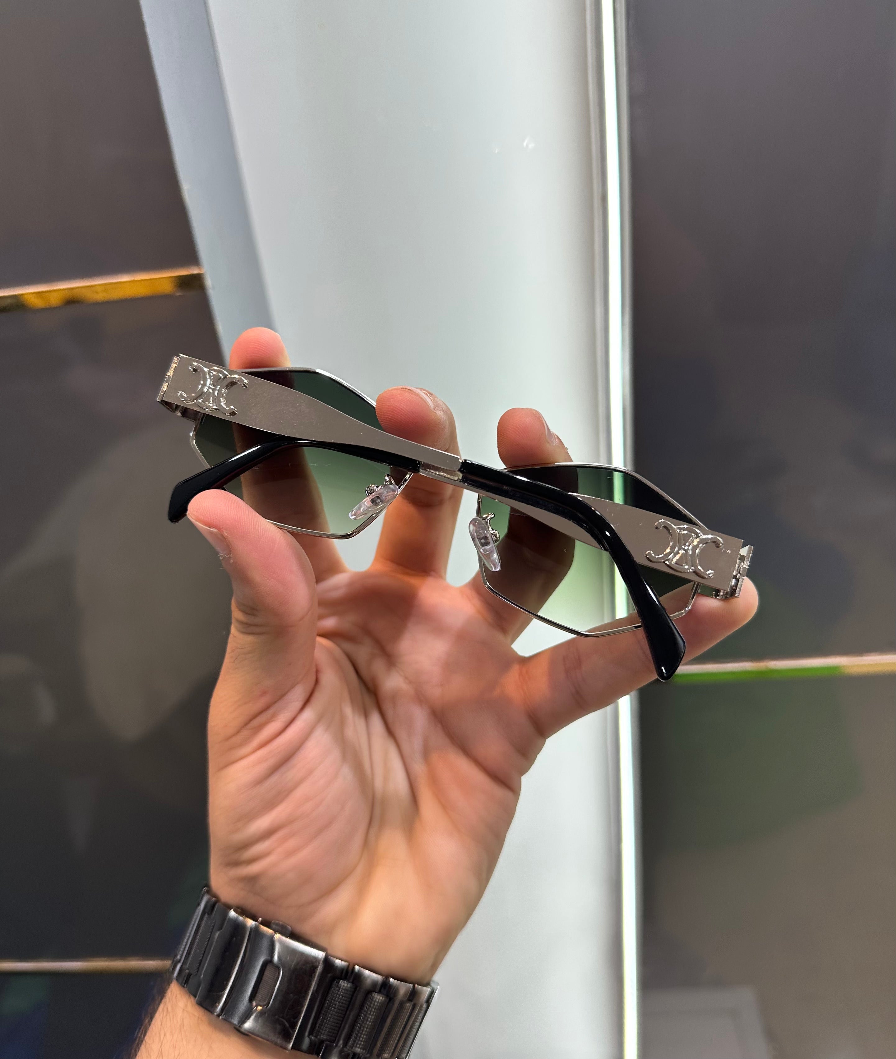 Celin e Green 598 Ultimate Luxury Shade With Original Packaging