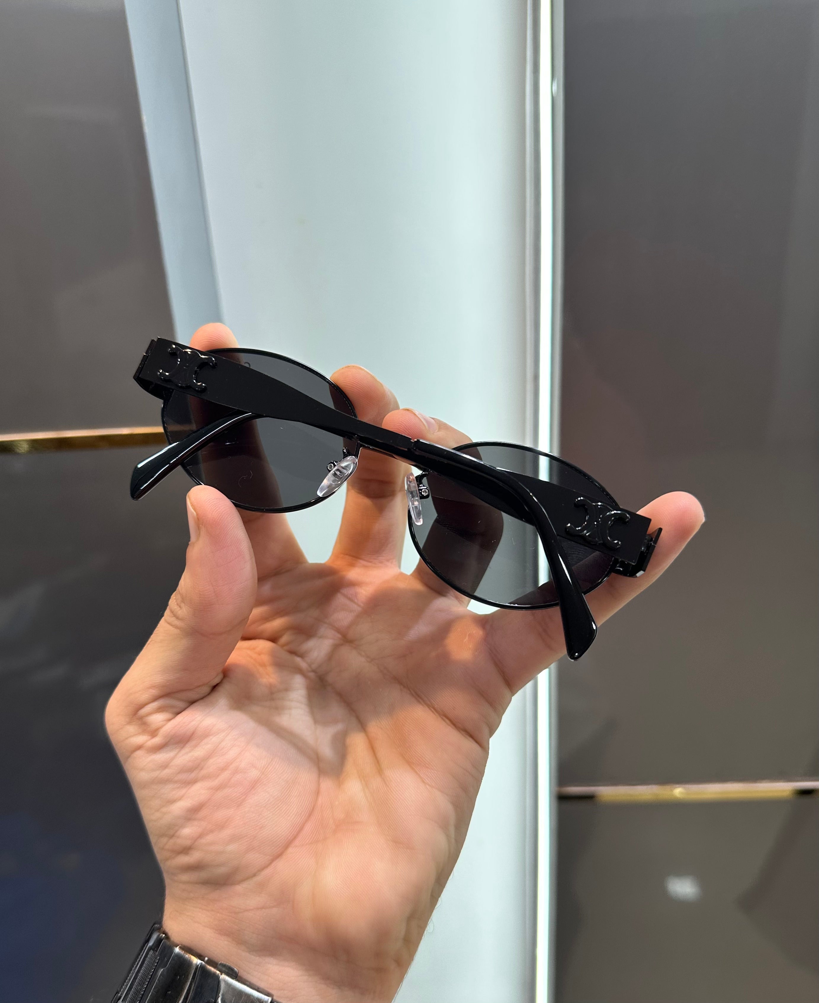 Celin e 598 All Black Ultimate Luxury Shade With Original Packaging