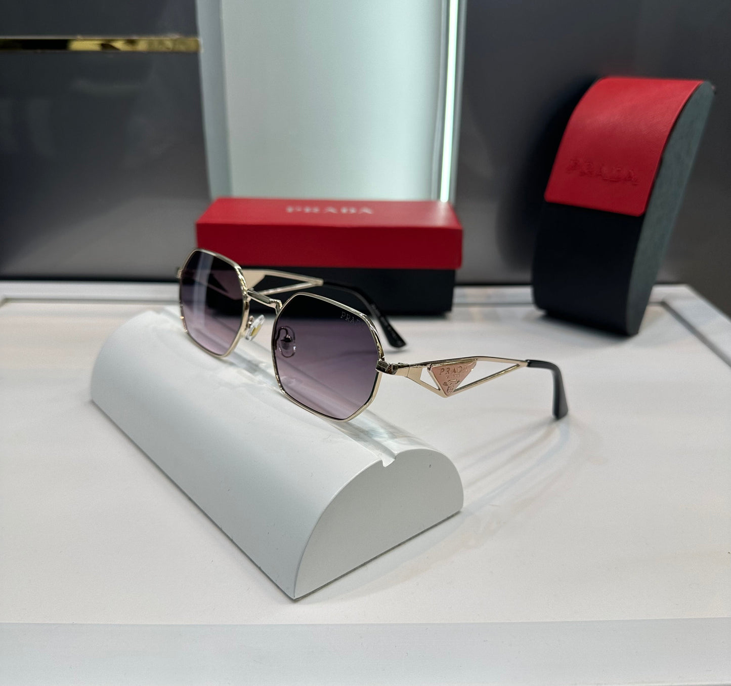 Prad a Black 3047 Ultimate Luxury Shade With Original Packaging