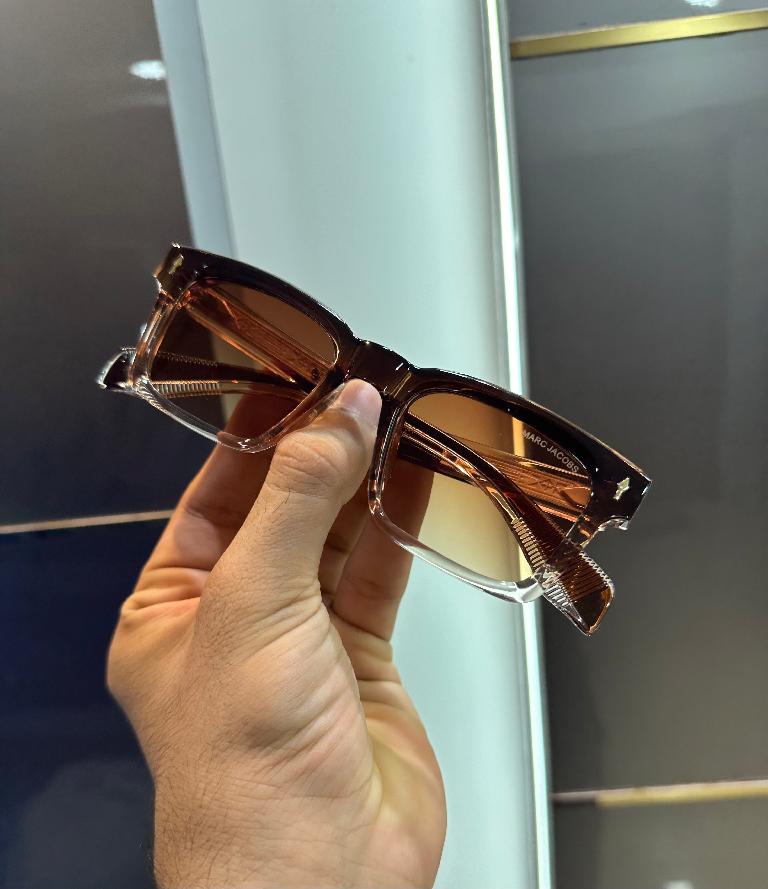 Mar c Jacob s Brown Ultimate Luxury Shade With Original Packaging