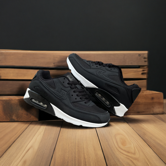 CUBICS Max Air 90 Trainers - Black