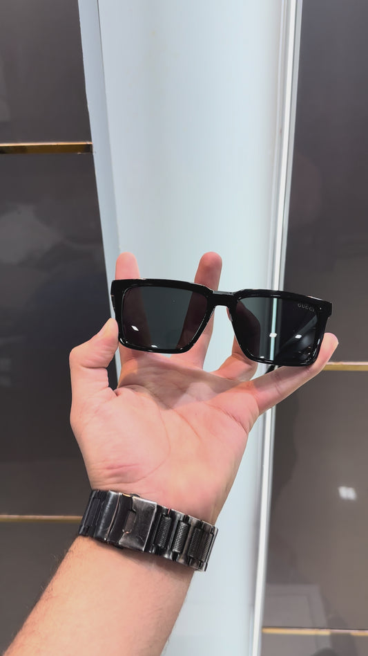 Gucc i 2009 Black Ultimate Luxury Shade With Original Packaging