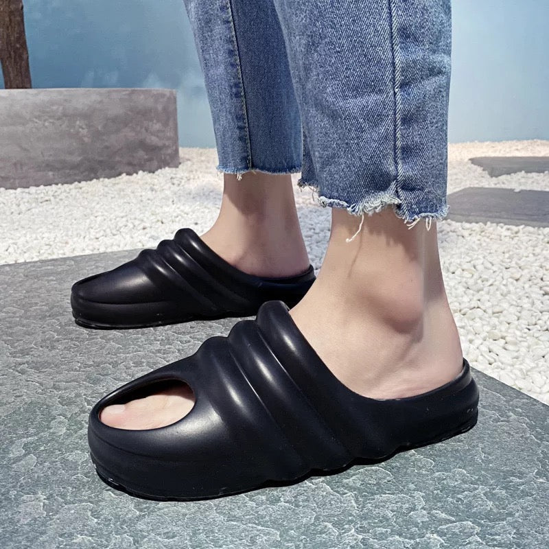 CUBICS Snail Cutout Foam Slides - Black